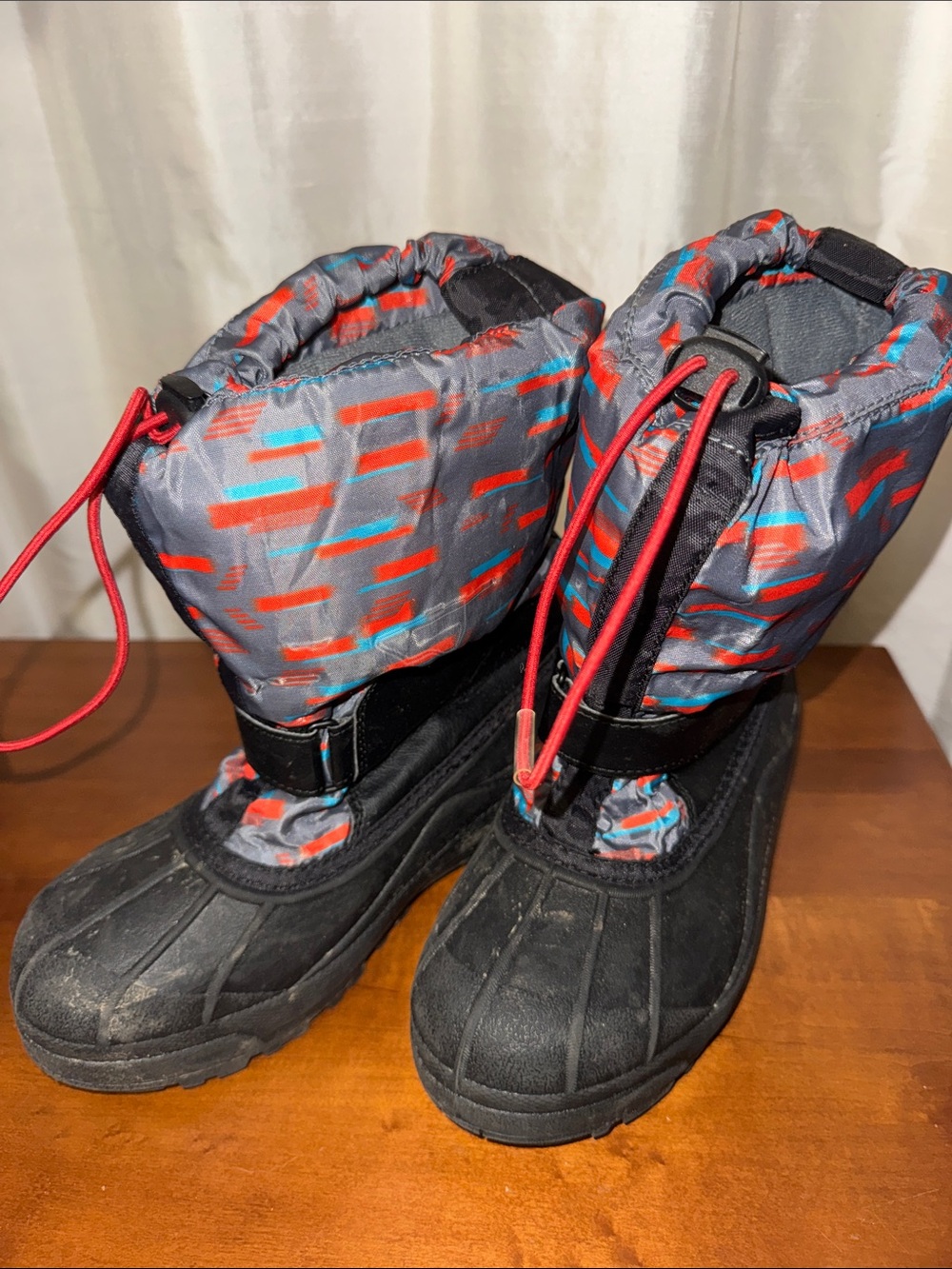 Columbia Black Kids Snow Boots with Red and Blue Pattern